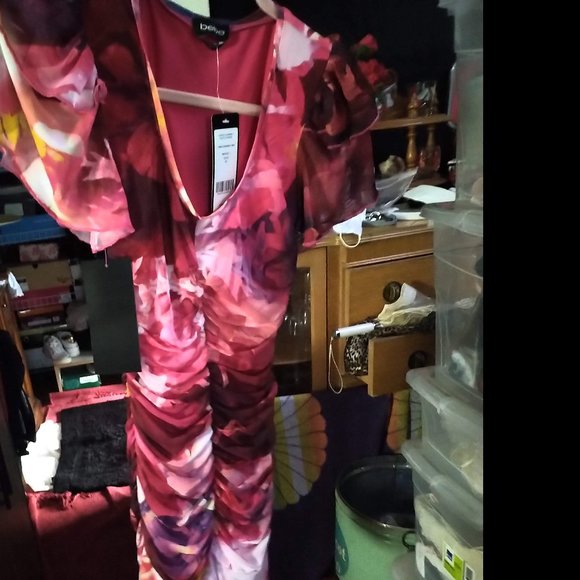 BEBE Everly Shirred Ruffle dress - Picture 2 of 6